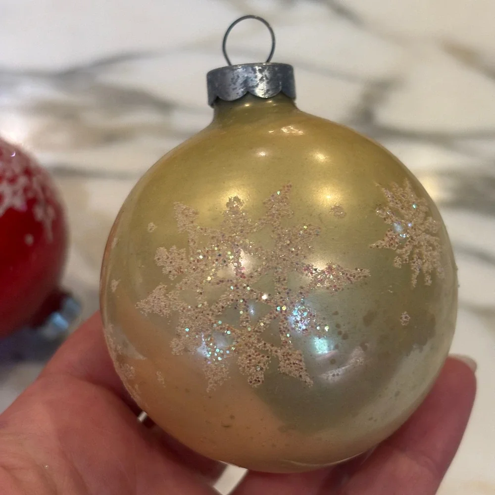 Vintage Glass Ball Ornaments Set of 4 Multicolor Snowflake Glitter MCM 2.5
